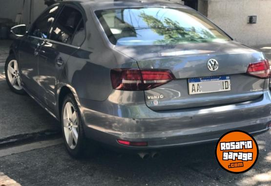 Autos - Volkswagen vento luxury 2016 Nafta 123000Km - En Venta