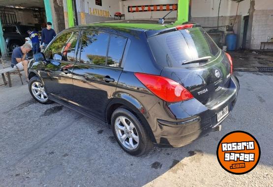 Autos - Nissan Tiida 2008 Nafta 170000Km - En Venta