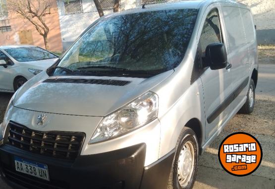 Utilitarios - Peugeot Expert 2016 Diesel 135000Km - En Venta