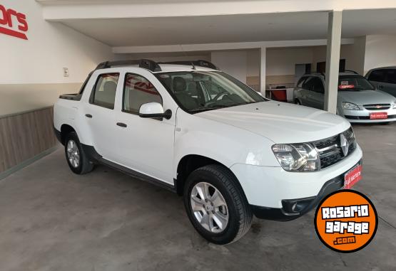 Autos - Renault DUSTER OROCH 2018 GNC 117200Km - En Venta