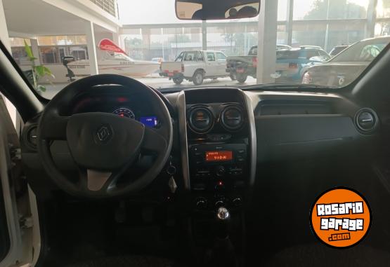 Autos - Renault DUSTER OROCH 2018 GNC 117200Km - En Venta