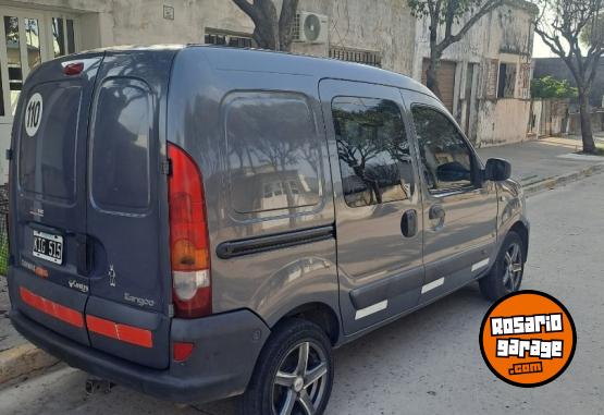 Utilitarios - Renault Kangoo 2011 GNC 180000Km - En Venta