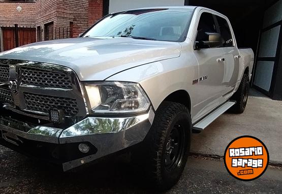 Camionetas - Dodge RAM 1500 Hemi 2014 Nafta 62000Km - En Venta