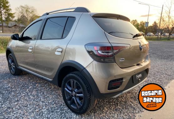 Autos - Renault Sandero Stepway Intens 2020 Nafta 27500Km - En Venta