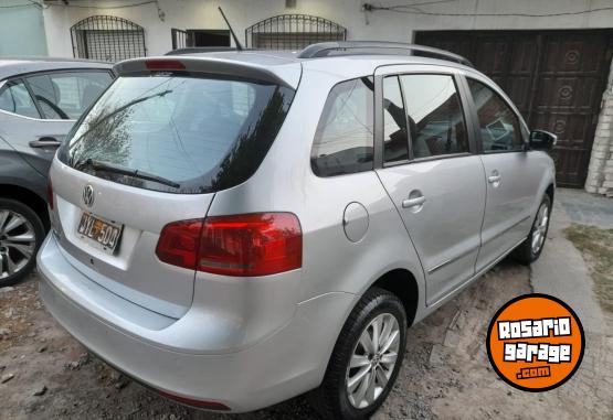 Autos - Volkswagen Suran HIGHLINE 2011 GNC 145000Km - En Venta