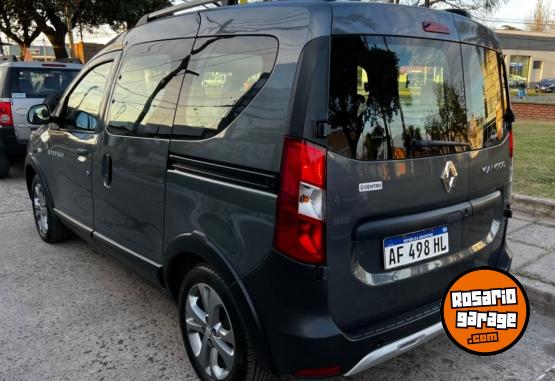 Utilitarios - Renault KANGOO 2 STEPWAY 1.5 DCI 2022 Diesel 16800Km - En Venta