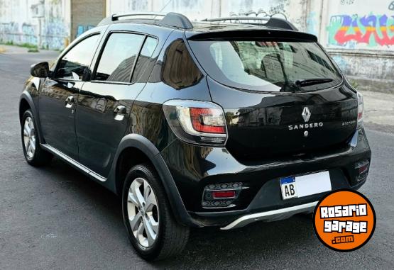 Autos - Renault Sandero stepway 2017 GNC 96000Km - En Venta