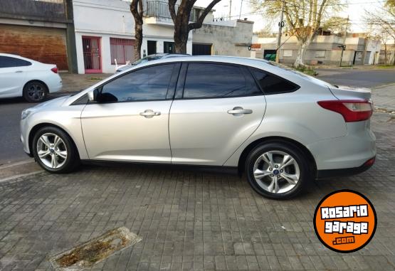 Autos - Ford FOCUS III 2015 Nafta 124000Km - En Venta