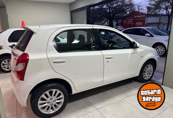 Autos - Toyota Etios xls 2013 Nafta  - En Venta