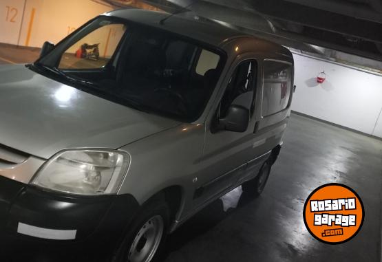 Utilitarios - Peugeot Partner 2014 GNC 130000Km - En Venta