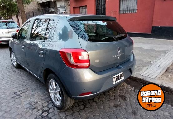 Autos - Renault Privilege 2015 GNC 80000Km - En Venta