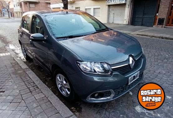 Autos - Renault Privilege 2015 GNC 80000Km - En Venta