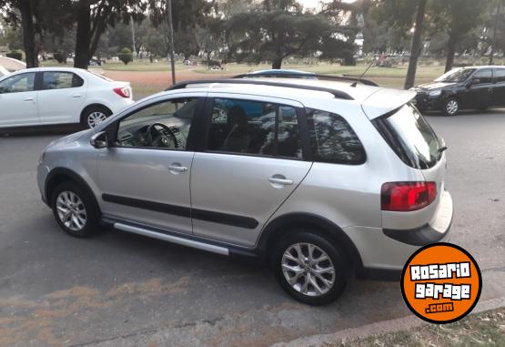 Autos - Volkswagen Suran cross nica mano 2012 Nafta 100000Km - En Venta