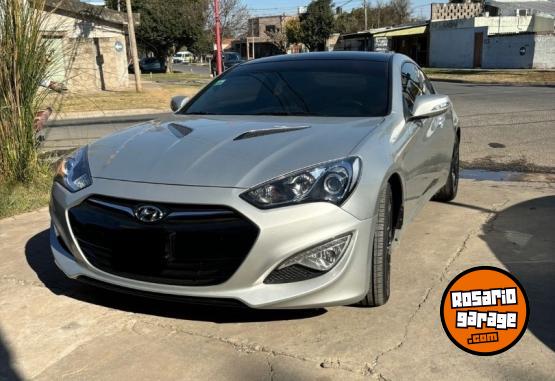 Autos - Hyundai Genesis 2014 Nafta 60000Km - En Venta