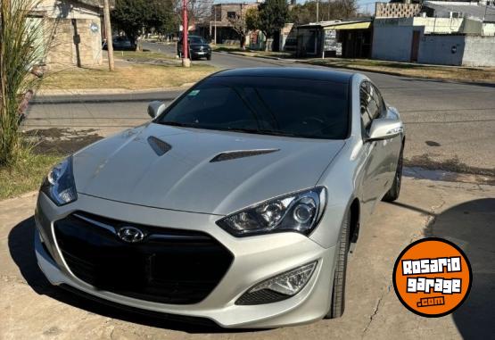 Autos - Hyundai Genesis 2014 Nafta 60000Km - En Venta