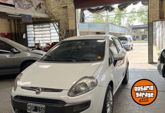 Autos - Fiat Essence 2013 Nafta 145000Km - En Venta