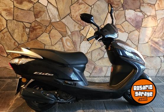 Motos - Honda Elite 125 2017 Nafta 7300Km - En Venta