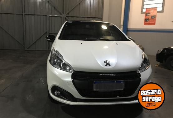 Autos - Peugeot 208 GT 2017 Nafta 35000Km - En Venta