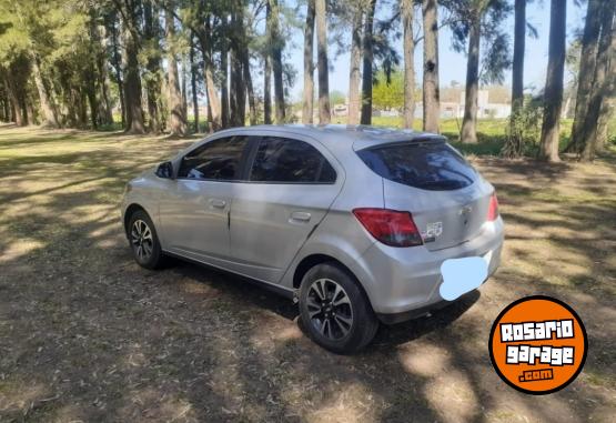 Autos - Chevrolet Onix Ltz 2014 Nafta 111000Km - En Venta