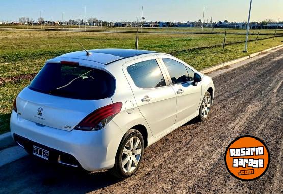 Autos - Peugeot 308 2016 Nafta 140000Km - En Venta