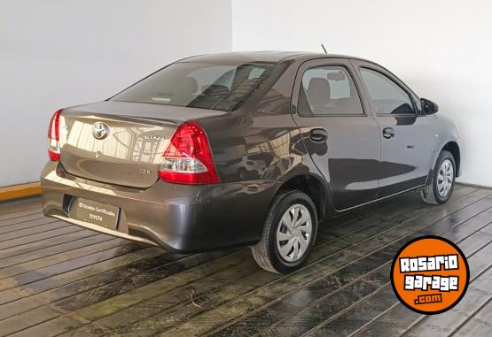 Autos - Toyota ETIOS X 1,5 6M/T  4P 2021 Nafta 52229Km - En Venta