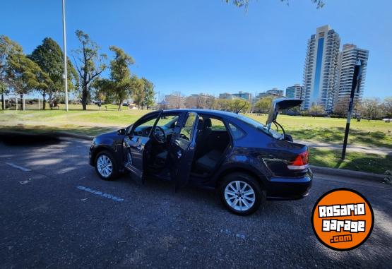 Autos - Volkswagen Polo 2016 GNC 73000Km - En Venta