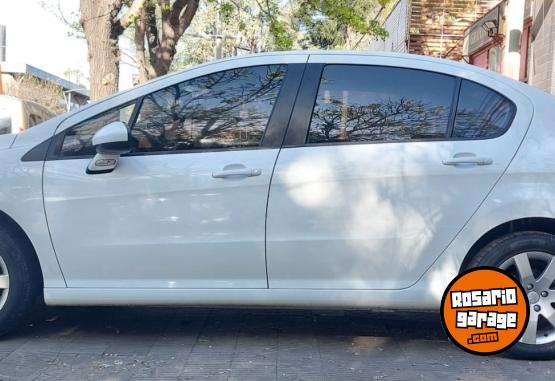 Autos - Peugeot 408 2014 Nafta 160000Km - En Venta