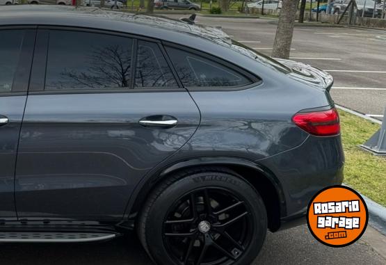 Autos - Mercedes Benz GLE 400 R 2016 Nafta 98000Km - En Venta