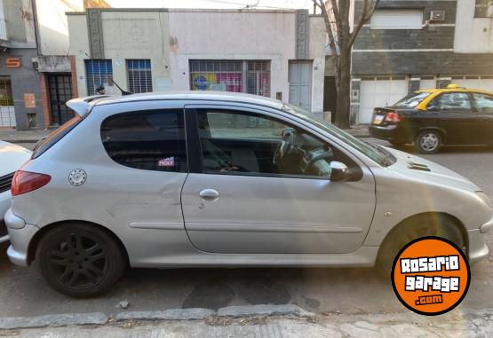 Autos - Peugeot 206 2007 Nafta 193000Km - En Venta