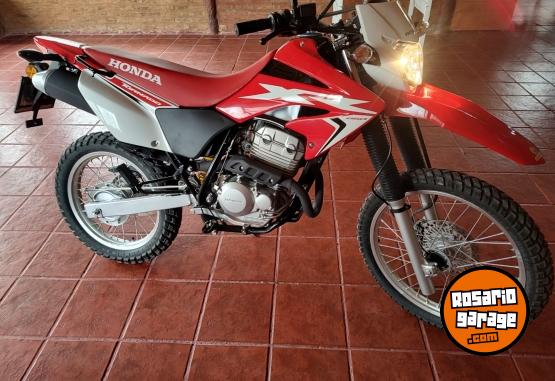 Motos - Honda Tornado 2024 Nafta 1400Km - En Venta