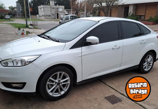 Autos - Ford Focus 2017 Nafta 90000Km - En Venta