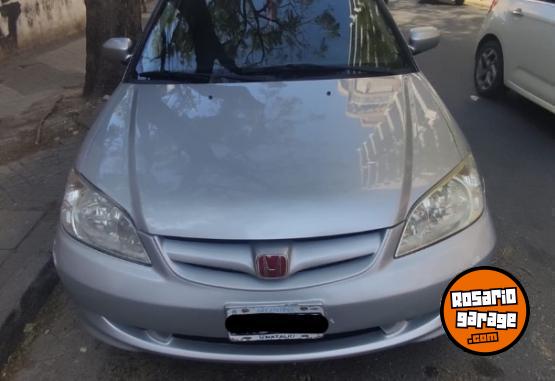 Autos - Honda Civic 2005 Nafta 235000Km - En Venta