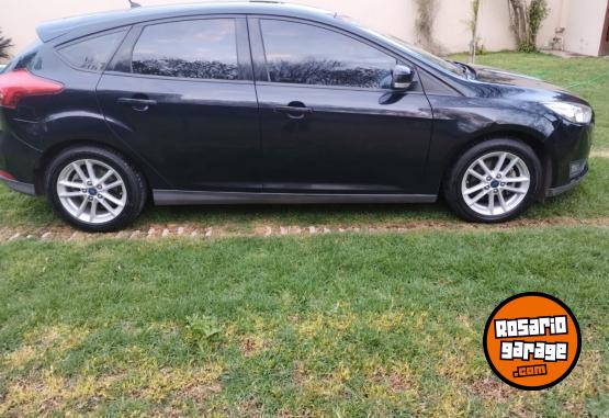 Autos - Ford Focus lll 2.0 SE 5 p 2017 Nafta 92000Km - En Venta