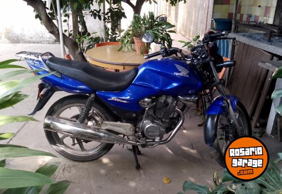 Motos - Honda Storm 2010 Nafta 45000Km - En Venta