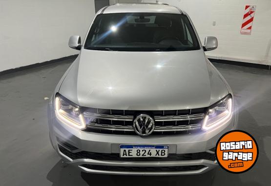 Camionetas - Volkswagen AMAROK V6 HIGHLINE 2021 Diesel 128862Km - En Venta