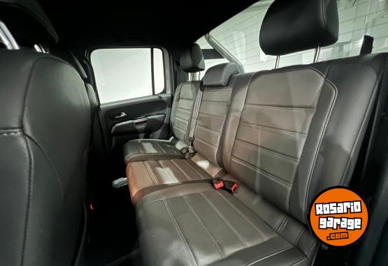 Camionetas - Volkswagen AMAROK V6 HIGHLINE 2021 Diesel 128862Km - En Venta