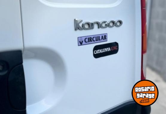 Utilitarios - Renault Kangoo 2017 GNC  - En Venta