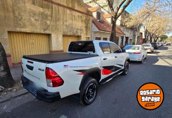 Camionetas - Toyota Hilux GR-S 2020 Diesel 99000Km - En Venta