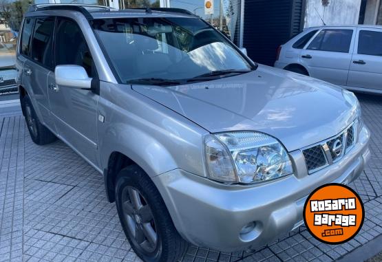 Camionetas - Nissan XTRAIL 4X4 2.5 2008 Nafta 250000Km - En Venta