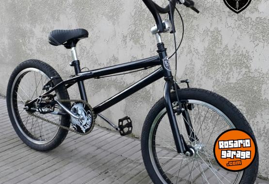 Deportes - BICICLETA BMX R20 - HASTA 6 CUOTAS SIN INTERES!! - En Venta