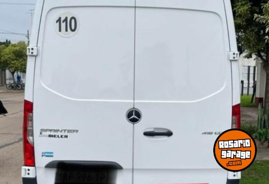 Utilitarios - Mercedes Benz Sprinter 2022 Diesel 160Km - En Venta