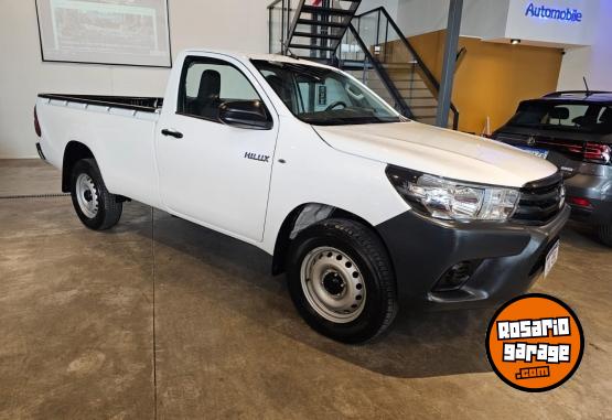 Camionetas - Toyota HILUX DX SC 2.4 2021 Diesel 85000Km - En Venta