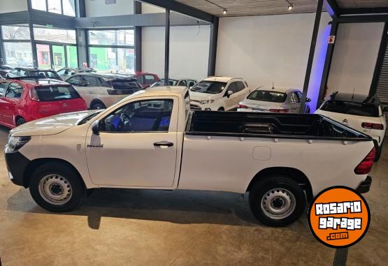 Camionetas - Toyota HILUX DX SC 2.4 2021 Diesel 85000Km - En Venta