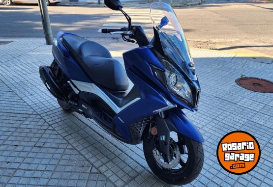 Motos - Kymco DOWNTOWN 350I ABS 2023 Nafta 1500Km - En Venta