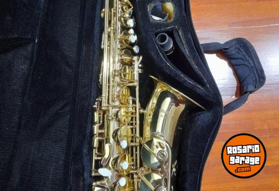 Instrumentos Musicales - SAXO STAGG IMPECABLE ESTADO - En Venta