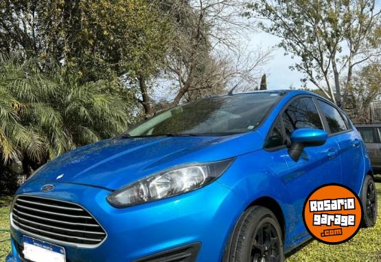 Autos - Ford Fiesta kinetic 2016 Nafta 96000Km - En Venta