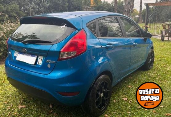 Autos - Ford Fiesta kinetic 2016 Nafta 96000Km - En Venta