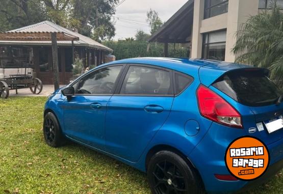 Autos - Ford Fiesta kinetic 2016 Nafta 96000Km - En Venta