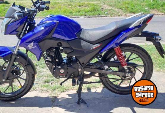 Motos - Honda Twister 125 2023 Nafta 10700Km - En Venta