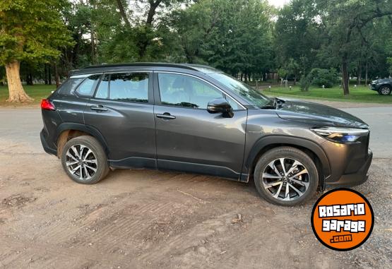 Camionetas - Toyota COROLLA CROSS HBRIDA SEG 2021 Nafta 89000Km - En Venta